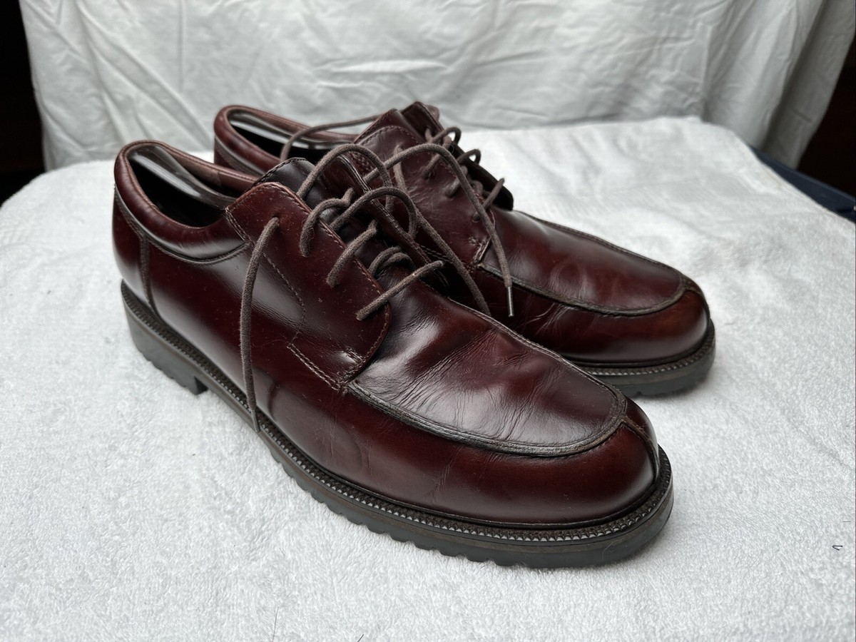 Cole Haan Oxford Men display picture 2