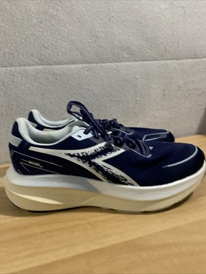 Diadora Purple Blue white Mythos Blushield Vigore V beacon Women s Size 10