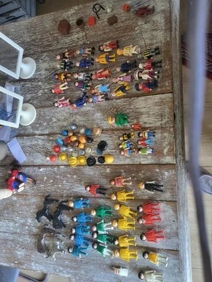 Gros Lot De Playmobil Vintage - Photo 1/4
