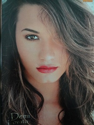 Demi Lovato A4 Poster