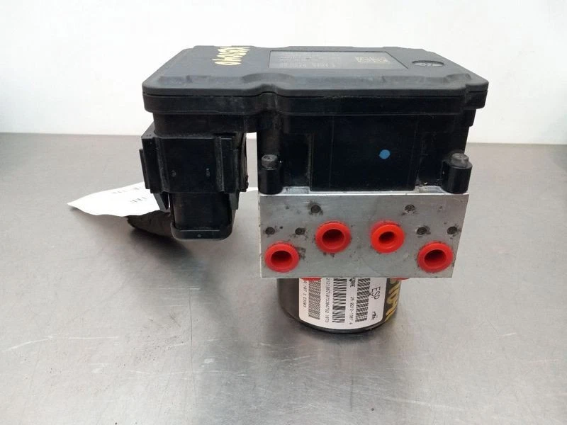 2012-2014 Jeep Wrangler ABS Anti-Lock Brake Pump Assembly with  warranty - Image 2 of 4