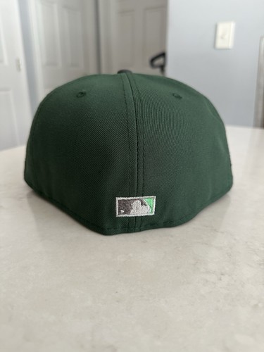 Sombrero 7 1/2 Club Doctor Doom Chicago Cubs New Era 1990 grafito verde EN MANO - Imagen 5 de 8