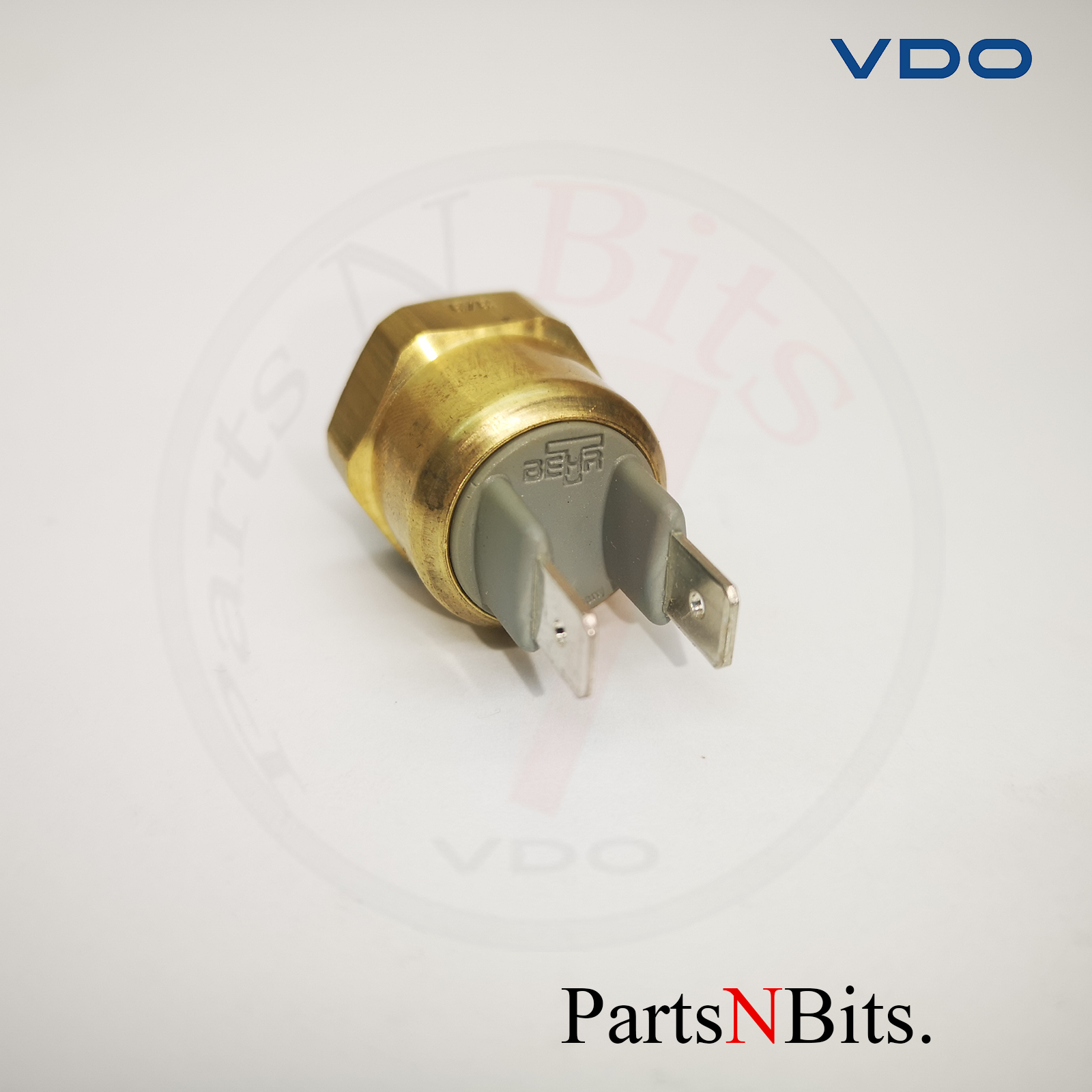 VDO THERMO FAN SWITCH -ON @ 100° / OFF @ 95° M14 1.5 MM THREAD 100 WATT ...