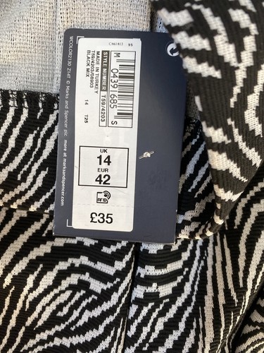 M&S collection Zebra print midi with stretch skirt UK 14 eu 42 NEW RRP £39 - Picture 4 of 9