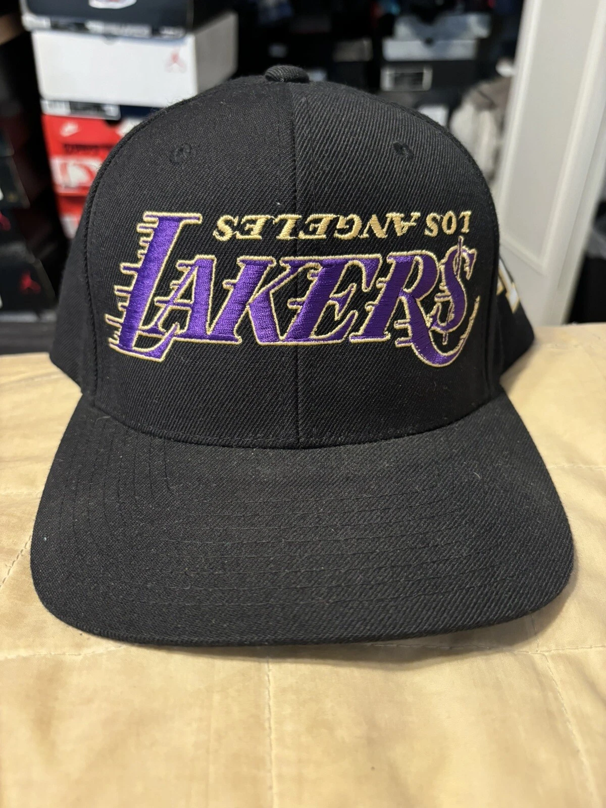 Casquette snapback KTHLA Kill The Hype LA Lakers New Era Supreme RARE