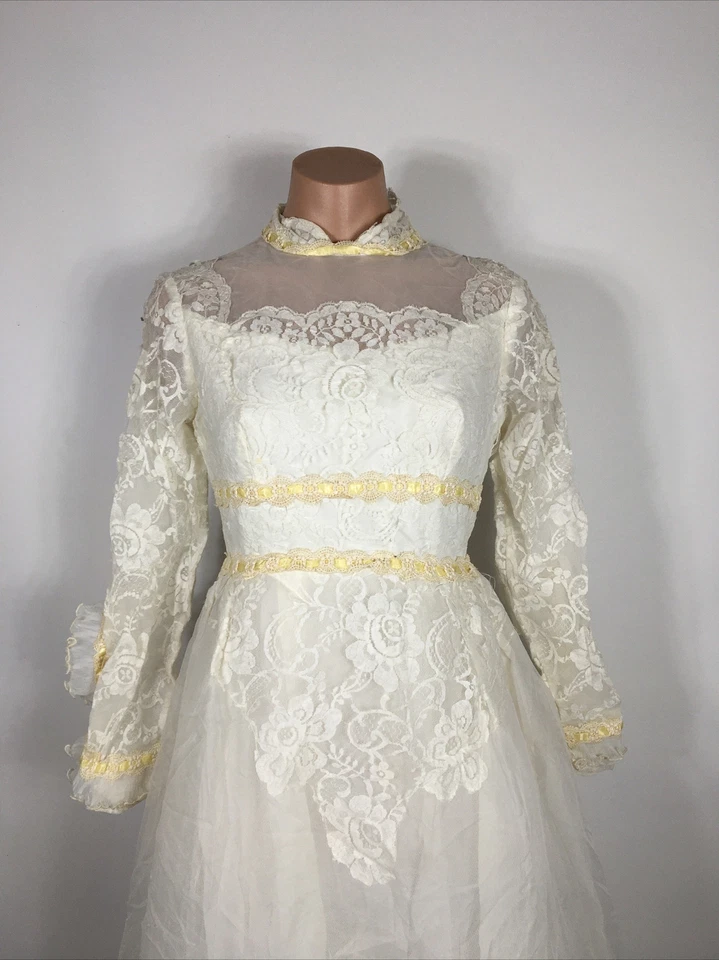 VTG 60s Alfred Angelo Ruffle Puffy Prairie L/S High Neck Wedding Dress Lace S/M - Image 3 of 4