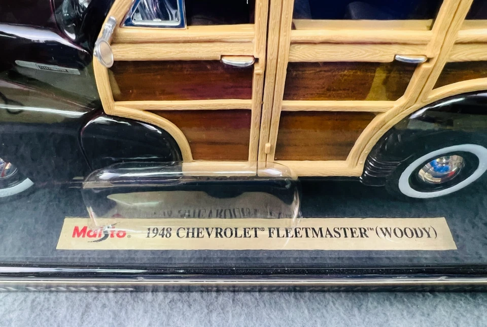 🇺🇸🇺🇸Maisto 1948 Chevrolet Fleetmaster Woody Wagon Black 1:18 🇺🇸🇺🇸 - Image 3 of 4