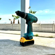 Makita Nicad Adapter to DeWalt XR Battery Converter – 3D Printed, Power Tool Bat