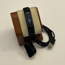 Garmin Vivosmart 4, testato, ottimo, smartwatch, caricatore incluso