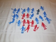 Vintage Marx lot of 25 Plastic Spacemen. 1960's