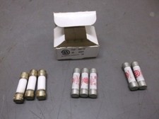 8 Assorted Sizes of BUSSMANN Fuses