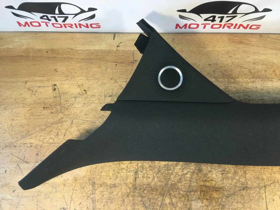 Audi R8 V8 LH 2009 lado izquierdo del conductor interior panel de ajuste de pilar OEM 2346 Foto 2 de 4