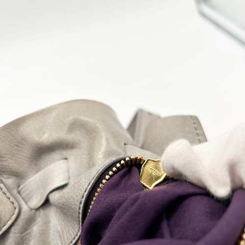 Bolso de Hombro Miu VITELLO LUX Cuero Gris Cinta Lateral Archivo Y2K Excelente - Imagen 16 de 16