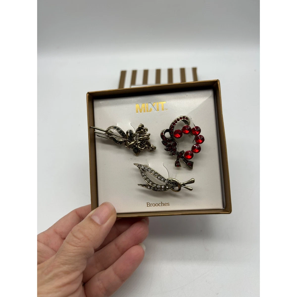 Jcpenney brooches best sale