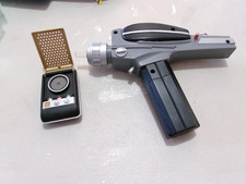 Paramount Pictures 1994 Vintage Star Trek Phaser  & 2008 Star Trek Communicator