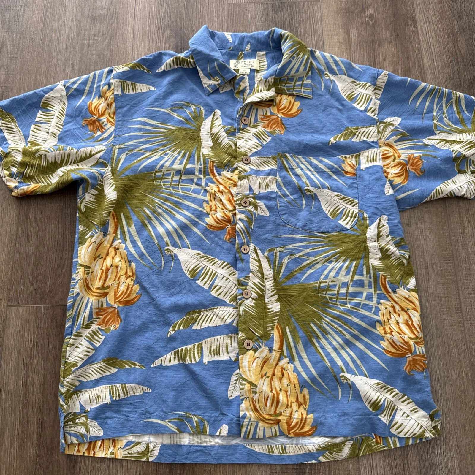 Peter Tilokani Hawaiian Camp Shirt M 100% Silk Tropical Palm Trees Medium A5