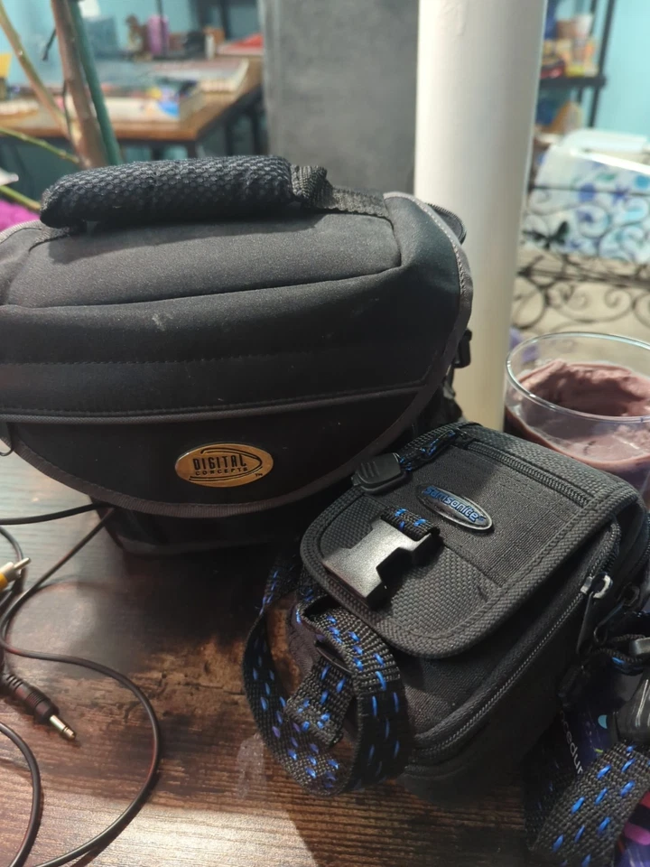 Estuche de transporte para cámara digital y otros accesorios soporte para zoom Olympus D-520 Foto 2 de 3