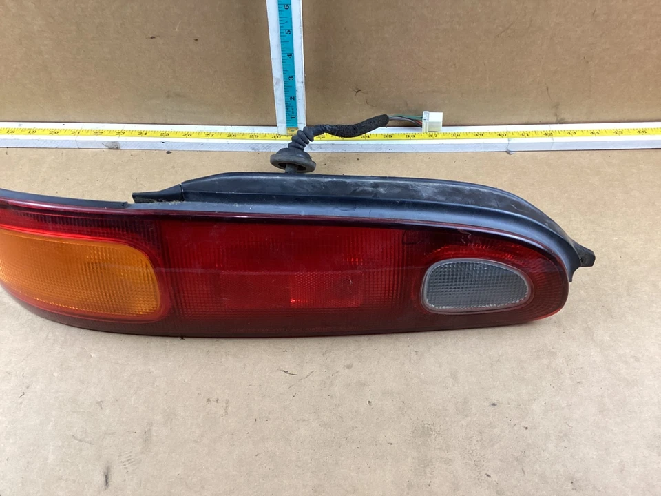 1993-1997 Mazda MX-6 Rear Left Driver Side Tail Light Assembly - Image 3 of 4
