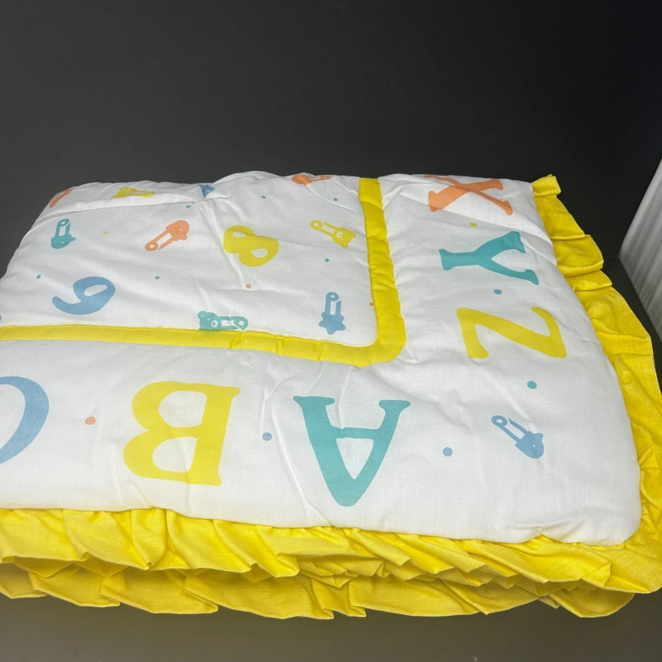 Vintage Carters Letras Números ABC Pañales Alfileres Manta Bebé Edredón Borde Amarillo Foto 2 de 4