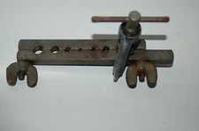Vintage SUPERIOR TOOL CO. No. 200 Flaring Tool
