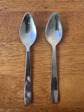 Plain Handle Stainless Steel Serrated Grapefruit Spoon Set Of Two 6” Glossy