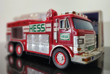 Hess 2005 Emergency Truck With Rescue Vehicle - N128