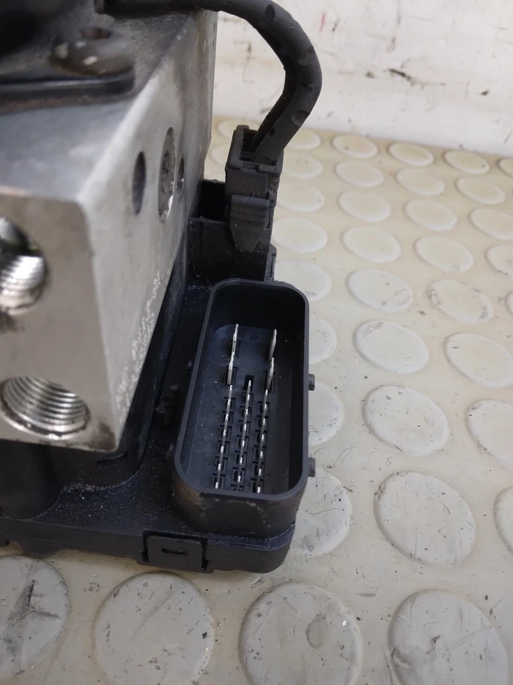 18846 Centralina pompa abs Vw Lupo dal 1998 al 2005 cod 6x0614117 - Immagine 3 di 4