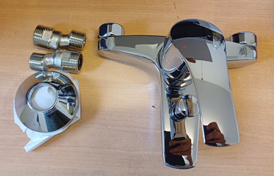 GROHE EUROSMART SINGLE LEVER BATH AND SHOWER MIXER 3330220A