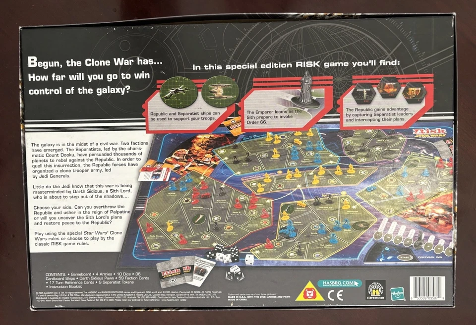 Star Wars Risk Clone Wars Edition by Parker Brothers *COMPLETE* - Image 2 of 4
