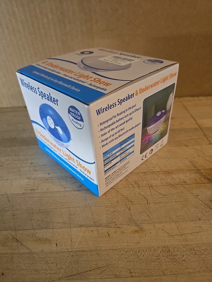 Altavoz Inalámbrico Blanco Blufree y Luz Subacuática Show Piscina Luz Modelo Bt601 Foto 2 de 4