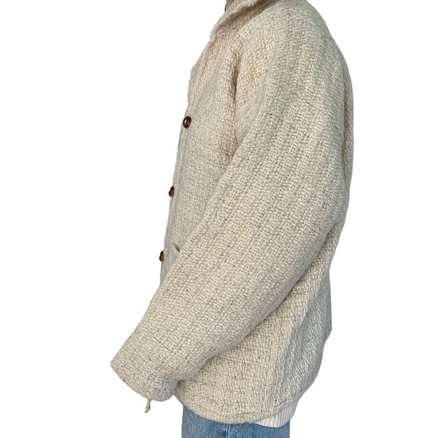 Vintage Womens Hand Knit Ecuador White Chunky Wool Fisherman Vintage Womens Hand Knit Ecuador White Chunky Wool Fisherman