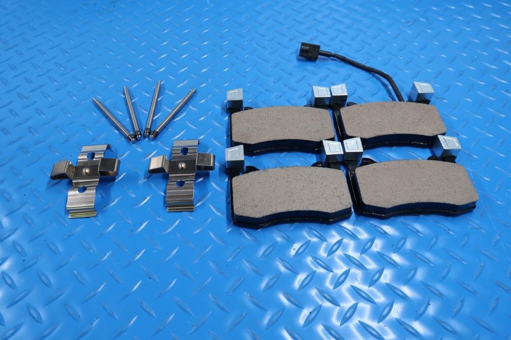 Maserati Ghibli Trofeo 3.8 front rear brake pads & dimpled rotors TopEuro #12028