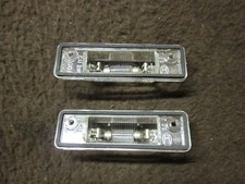 NEU UND ORIGINAL !!!  SAAB 9000 CC  2 X KENNZEICHENBELEUCHTUNG 9501693