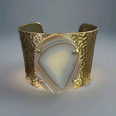 Vintage Artisan Style Wide Cuff Bracelet with a Beautiful Polished Agate Stone