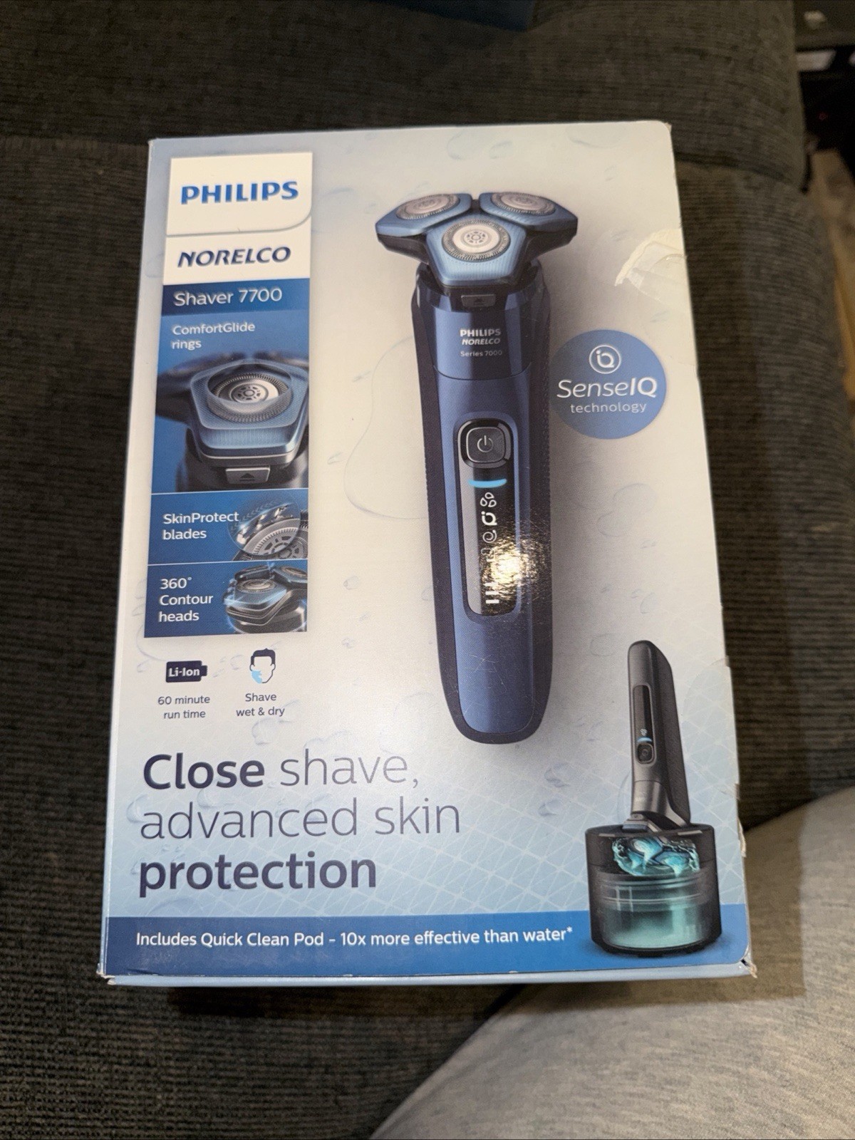 Philips Norelco 7700 Cordless Rechargeable Men's Electric Shaver