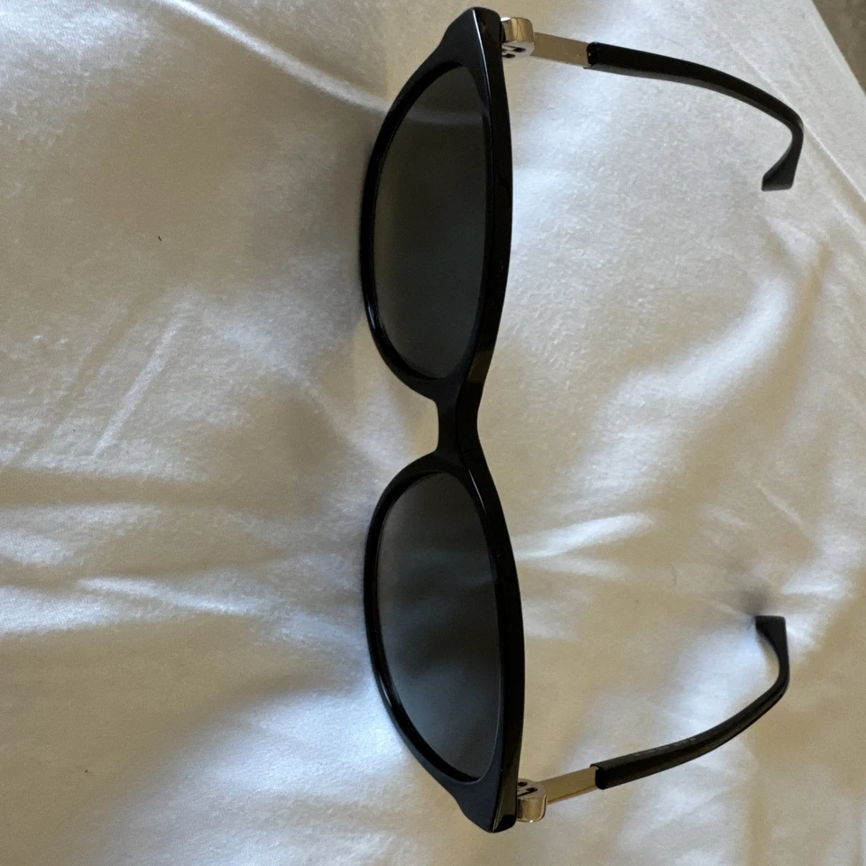 Gafas Fendi vintage para mujer Foto 2 de 4