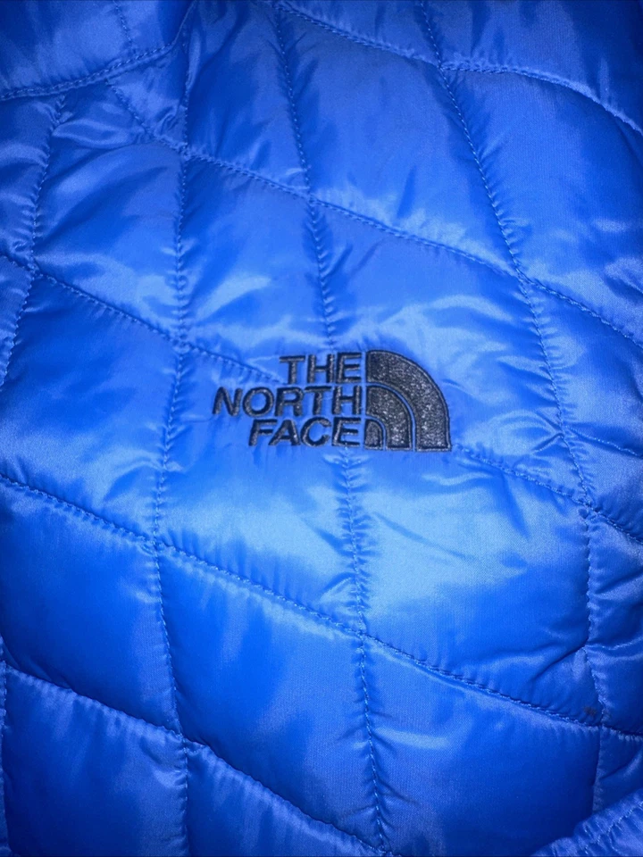 North Face Boy's Thermoball Full Zip Jacket in Monster Blue M(10-12) BNWT 2018 - Image 3 of 4