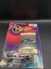 Winners Circle Dale Earnhardt 8 Lifetime Series 1999 1/64 Scale Nascar.