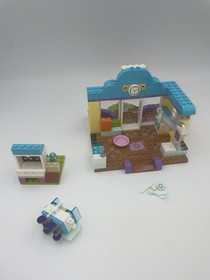 LEGO 10728 Friends Juniors Mia's Vet Clinic Incomplete - Missing Parts And Figs