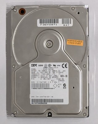 IBM DCAS-34330 3,5'' SCSI HDD FESTPLATTE 4,3GB 9J1037 E60259 68pin UW  *NEU!*