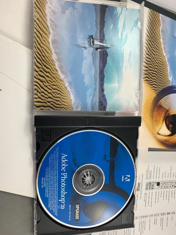 Adobe Photoshop 7.0 Upgrade Software CD Mac OSX Serial 2002 (L) - Image 4 of 4