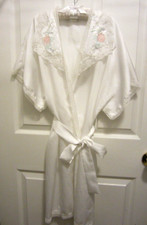 Vintage Sara Beth White Bridal Satin Lace Floral Applique Short Robe S P