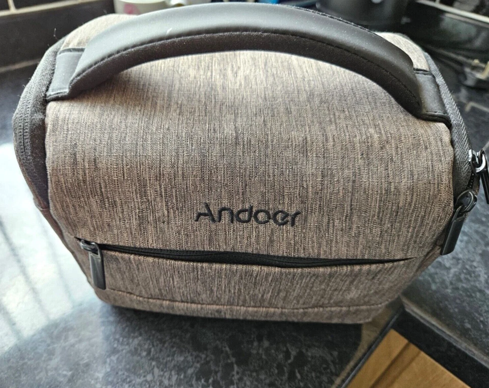 Bolso de Hombro para Cámara DSLR Andoer, Estuche Portátil para Cámara de Poliéster en Forma de Cuboide Foto 3 de 4