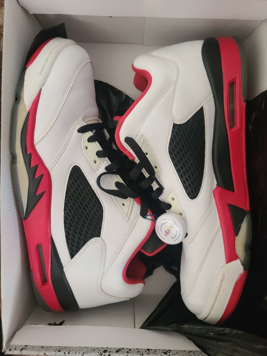 Jordan 5バスケットボールシューズ 白/赤/黒 29せンチ Men's Size 14 Air Jordan 5 Retro Low Fire Red White Black