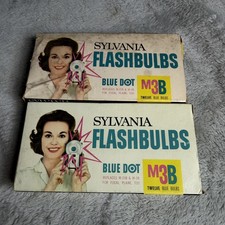 Lot of Vintage Sylvania M3b Blue Dot Flashbulbs -23