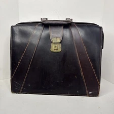 W•VINTAGE US GOVERNMENT MILITARY ISSUED LEATHER BRIEFCASE TYPE IV ca 1960’s