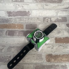 Ben 10 Ben Ten Omnitrix Season 3 Watch Lights Sounds 40+ Phrases Playmates_SF5