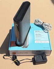 MOTOROLA MG7550-10 16X4 CABLE MODEM PLUS AC1900 WIFI ROUTER with Cables  Box