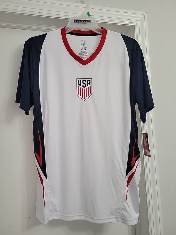 U.S.A. Official United States Soccer Federation Shirt Mens M White New Wiht Tags