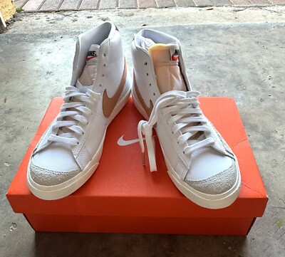 Size 6.5- Nike Blazer  display picture 1